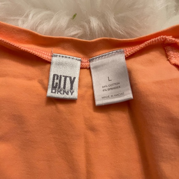 Vintage Coral DKNY SweetHeart Neckline T shirt - Picture 5 of 5